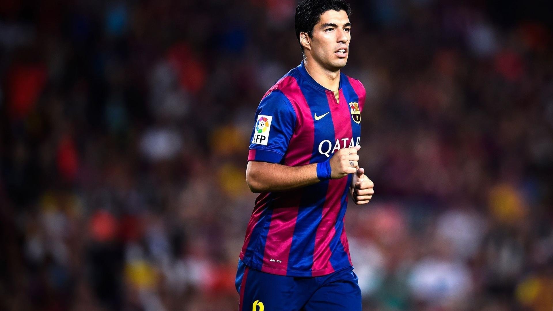 欧洲杯淘汰赛的双重叙事，从克瓦拉茨赫利亚的赛程抗争到瑞士军刀待出鞘